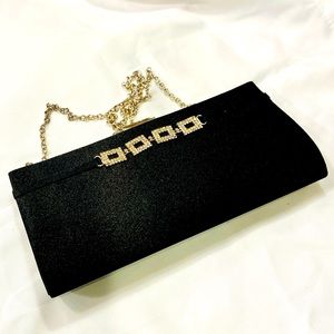 🖤👛Embellished Black Evening Clutch with a chain strap - Menbur